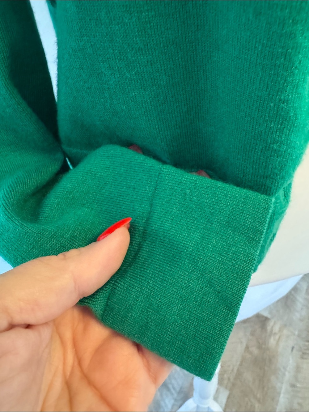 Banana Republic Brilliant Green Button-Front Crewneck Cardigan, wool blend - Picture 3 of 13